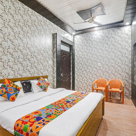 Fabexpress Milan Palace Ayodhya Zewnętrze zdjęcie